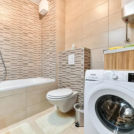 Apartamento Modern For 2025' Vacation In