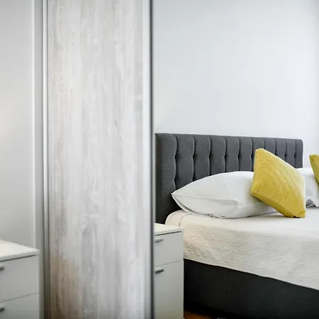 Modern For 2025' Vacation In Apartment *