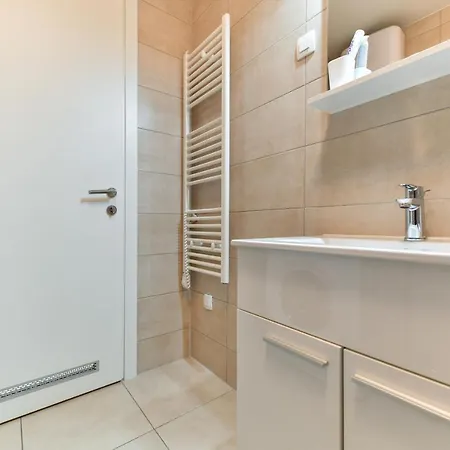 Apartment Modern For 2025' Vacation In