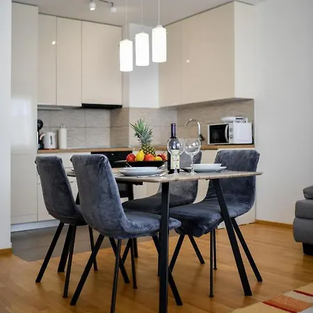 Modern For 2025' Vacation In Apartment