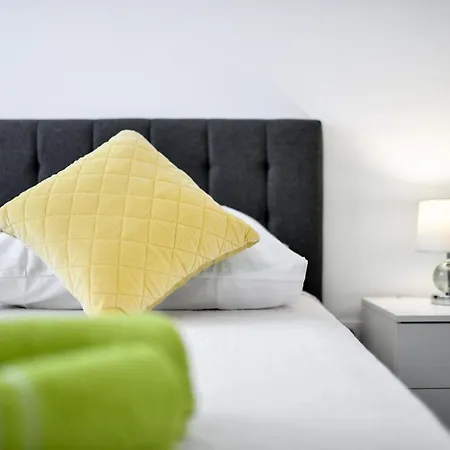 Modern For 2025' Vacation In Apartment