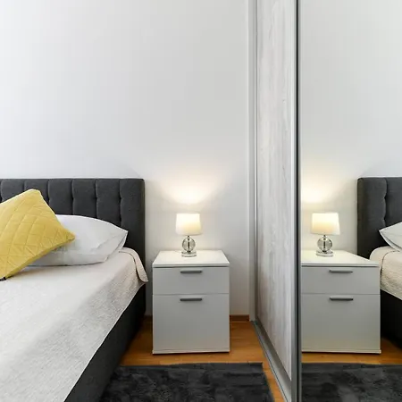 Modern For 2025' Vacation In Apartment Zadar